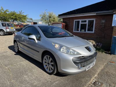 2007 207 GT COUPE CABRIOLET 07 2007 PETROL MANUAL 55,070 MILES 2,695.00 FULL DETAILS... photo