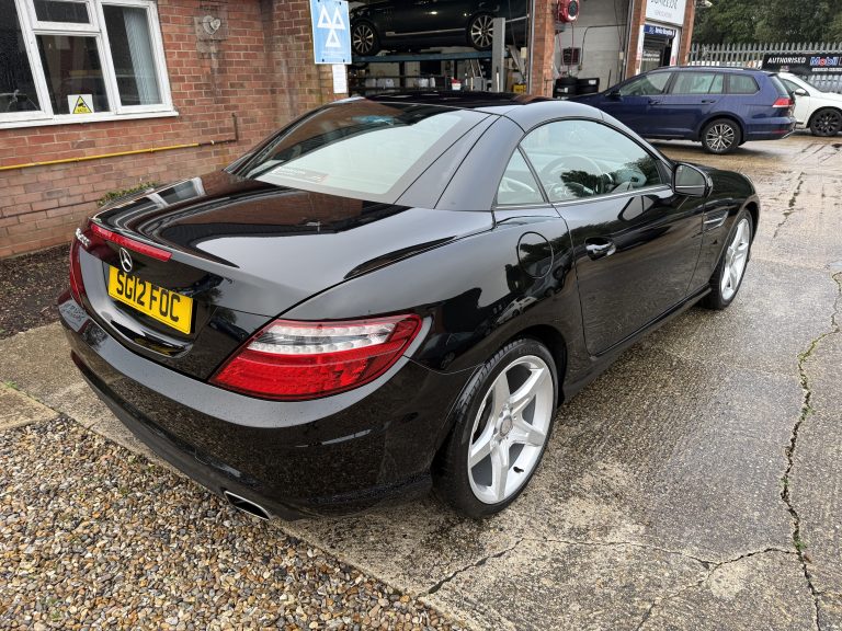 MERCEDES SLK200 AMG SPORT