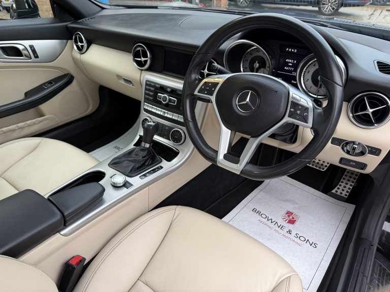 MERCEDES SLK200 AMG SPORT