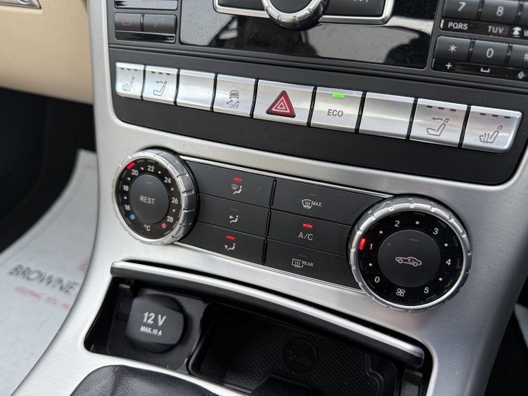 MERCEDES SLK200 AMG SPORT